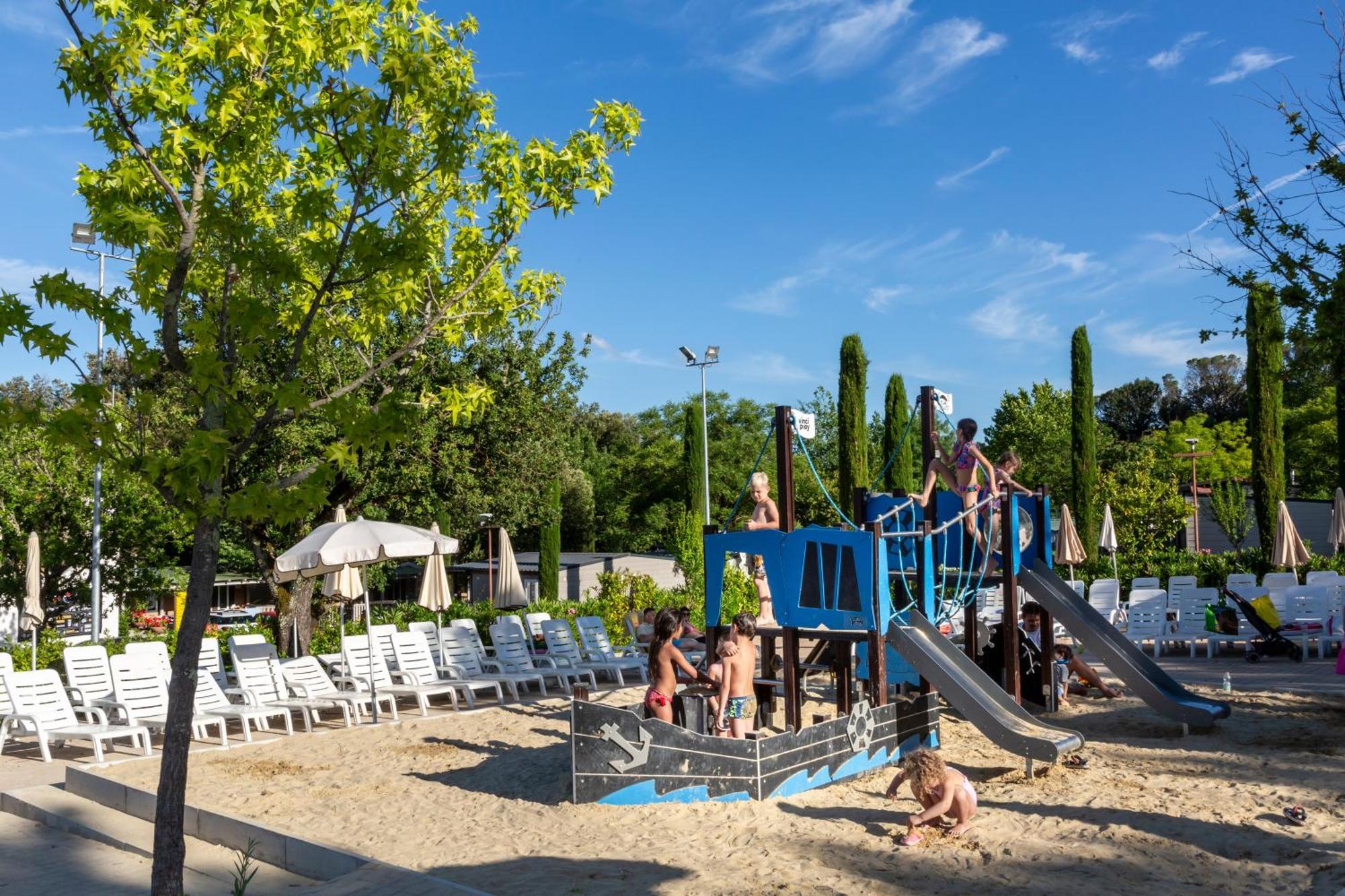 Villa Norcenni Aparthotel ฟิลยีเน วัลดาร์โน ภายนอก รูปภาพ